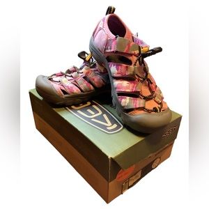 KEEN Highbirdlife Amphibious Shoes Excellent Used Condition, Worn 1x for 3 Hours